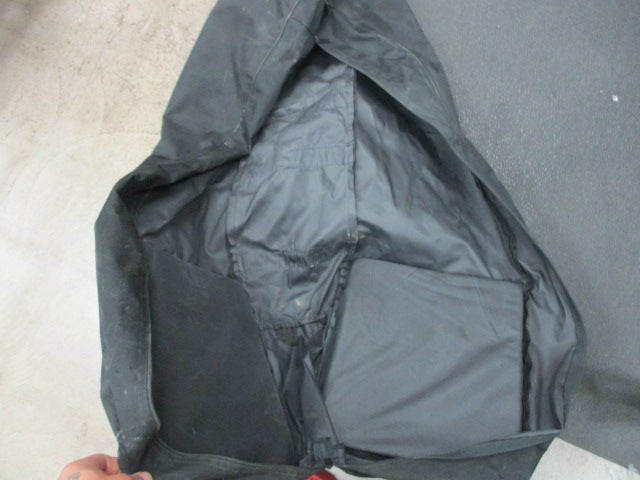 Load image into Gallery viewer, Used Datrek Golf Travel Soft Bag
