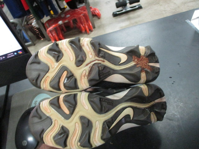 Load image into Gallery viewer, Used Nike Vapor Cleats Size 2
