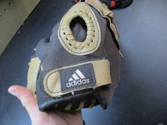 Used Adidas Eazy Close 12" Glove - RHT