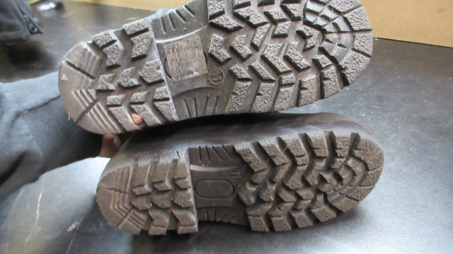 Load image into Gallery viewer, Used Dream Pairs Winter Snow Boots - Size Youth 11
