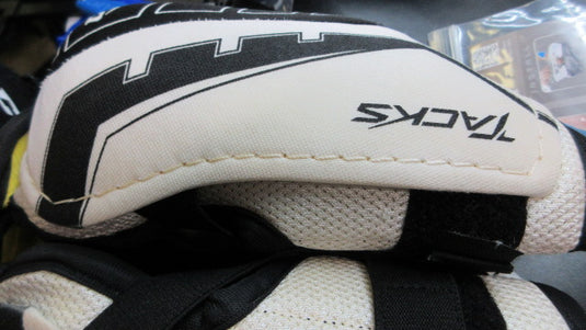 Used CCM Tacks 1052 Elbow Pads Adult Size Small - small wear