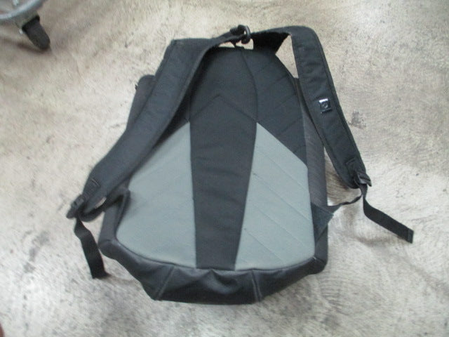 Load image into Gallery viewer, Used Demarini Baseball/Softball Equipment Bag
