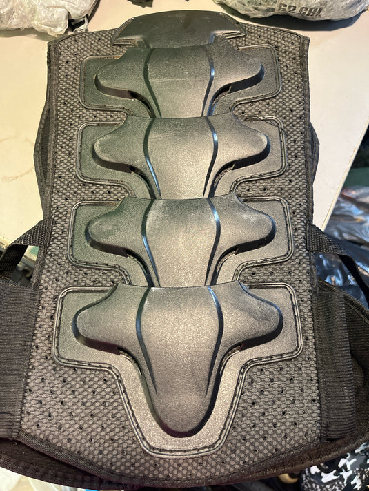 Used Star Knight Small Chest protector black with zipper