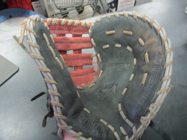 Load image into Gallery viewer, Used Rawlings R9 12.5" First Baseman Glove - RHT
