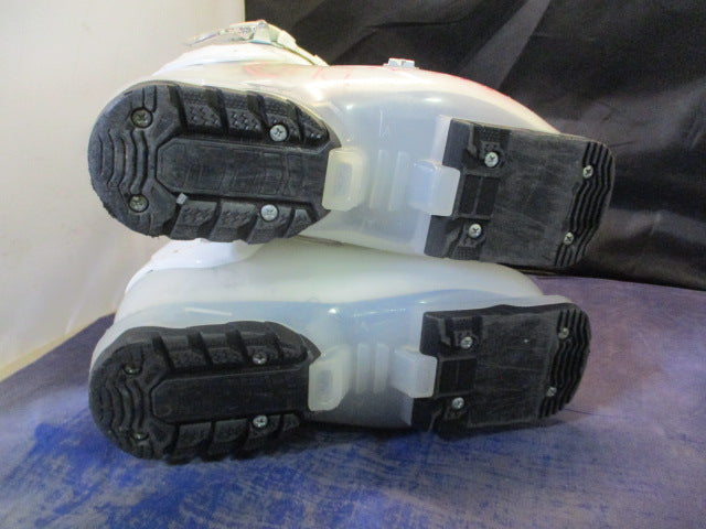 Load image into Gallery viewer, Used Axis Luna 2 Ski Boots Youth Size 22.5
