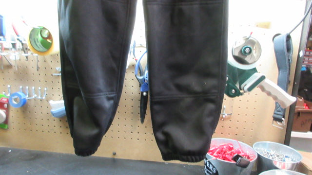 Load image into Gallery viewer, Used Mizuno Elastic Bottom Softball Pants - Size Small
