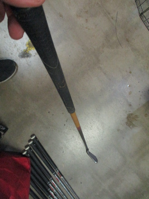 Load image into Gallery viewer, Used Taylormade R7 RH 6 Iron Flex M
