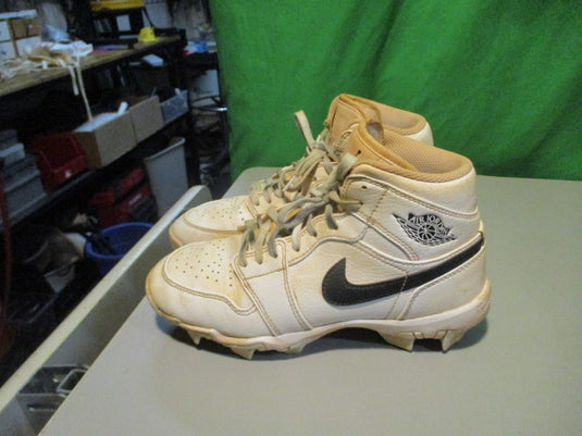 Used Nike Jordan 1s High Top Size Youth 4 Cleats