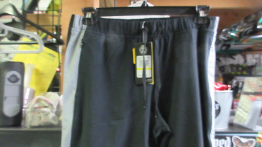 Under Armour Sweat Pants - Size Medium