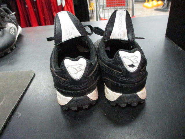 Load image into Gallery viewer, Used Diadora Youth 10.5 Baseball Turf Shoes
