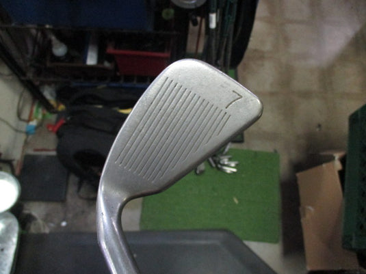 Used PING Zing 2 Blue Dot Right Hand 7 Iron
