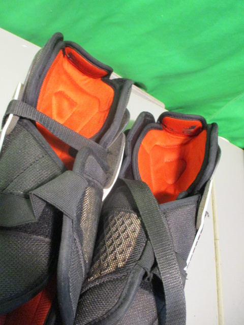 Load image into Gallery viewer, Used Easton Synergy 33Cm Hockey Shin Guards
