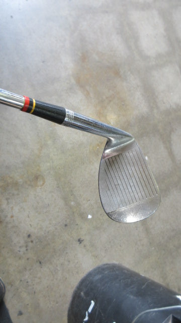 Load image into Gallery viewer, Used Spalding Bouncer Pro Model Top Flite Sand Club Wedge - RH
