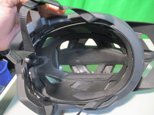 Used Fox Speedframe MIPS Size Medium Bicycle Helmet
