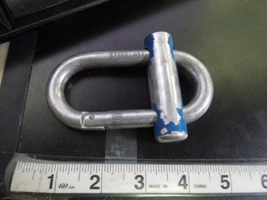 Used Vintage Eiger USA Oval Cross Bar Lock Carabiner