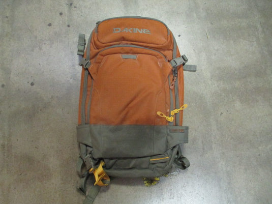 Used Dakine Heli Pro 20 Liter Backpack