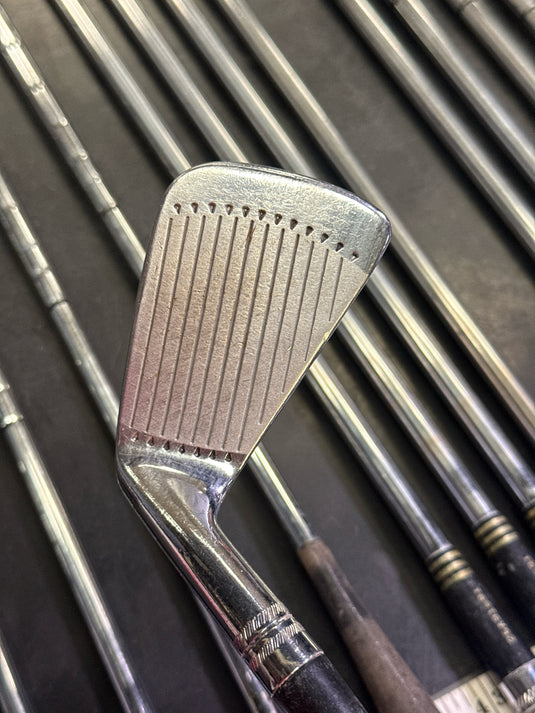 Vintage Walter Hagen Haig Ultra 385 Contour Sole 13pc Right Hand Golf Club Set