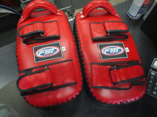 Used FBT PRO Muy Thai Striking Pads Size Medium Made in Thailand