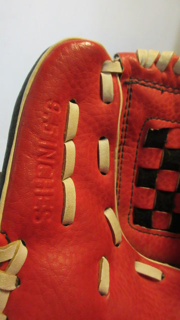 Load image into Gallery viewer, Used Adidas Eazy Close 9.5&quot; Glove - RHT
