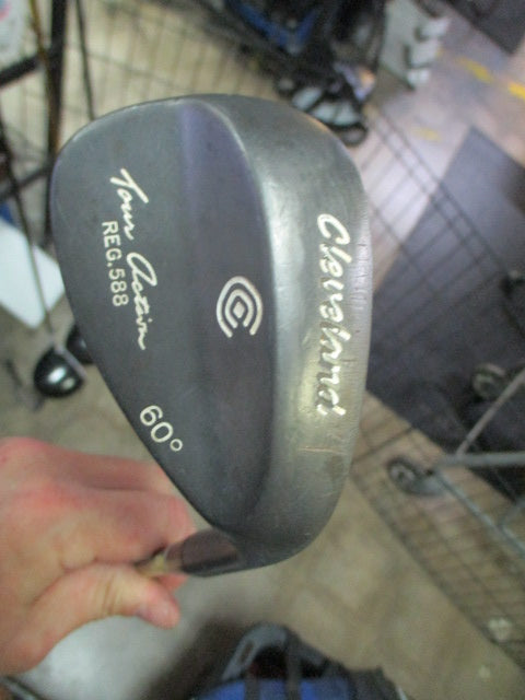 Used Cleveland Tour Action REG 588 60 Deg Wedge RH
