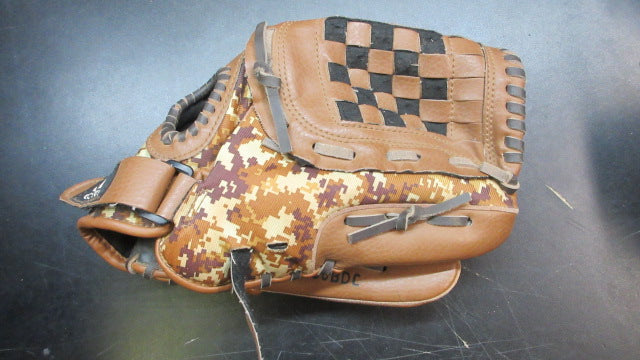 Load image into Gallery viewer, Used Adidas Easy Close 11.5" Glove - RHT
