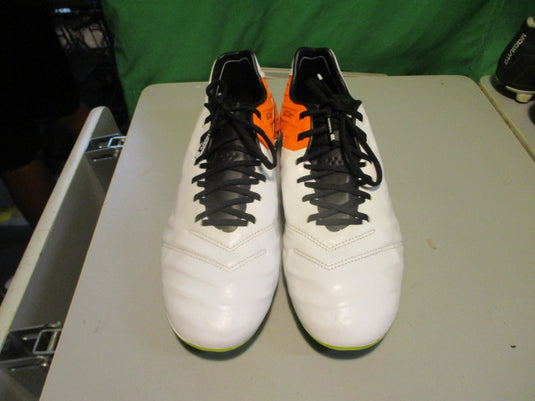 Used Nike Tiempo ACC Size 11.5 Soccer Cleats