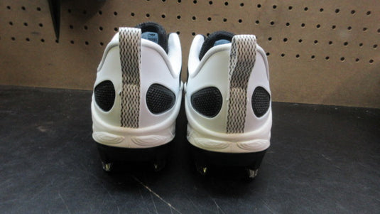 Used New Balance Fresh Foam X Velo v4 Molded Softball Cleats - Size 8.5 W