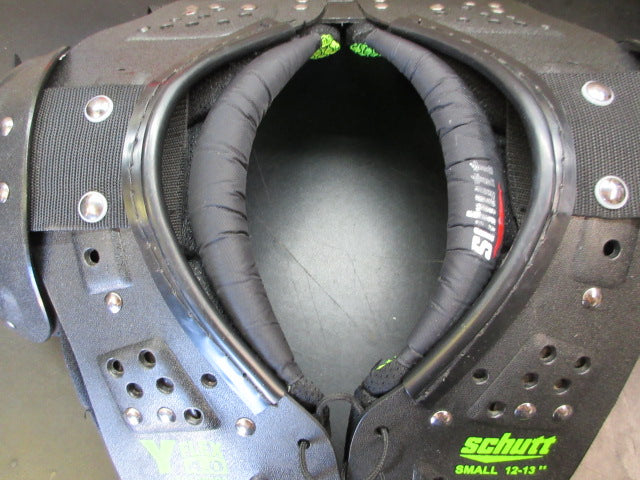 Load image into Gallery viewer, Used Schutt Y Flex 4.0 Football Shoulder Pads - Size Small 12"-13"

