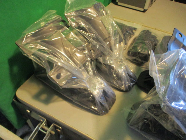 Load image into Gallery viewer, Used Just V Steel Kayak Saddle Roof Rack
