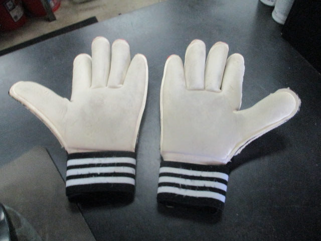 Load image into Gallery viewer, Used Adidas Size 8.5 Soccer Goalie Gloves
