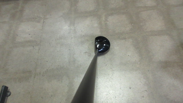 Load image into Gallery viewer, Used TaylorMade R5 80 9.5 Deg Driver - RH - small wear
