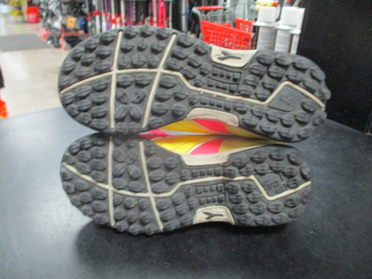 Used Diadora youth indoor training shoes size 11.5K