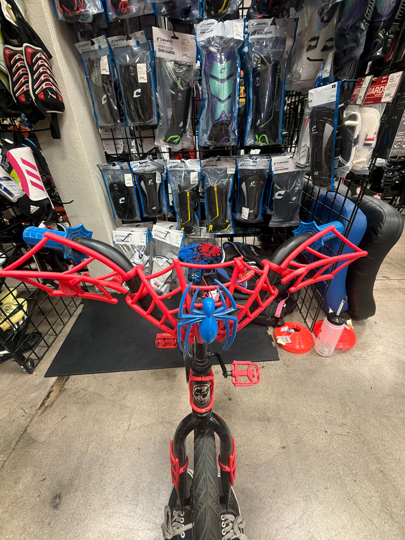 Load image into Gallery viewer, Used Huffy Spiderman 16" Kids Bike
