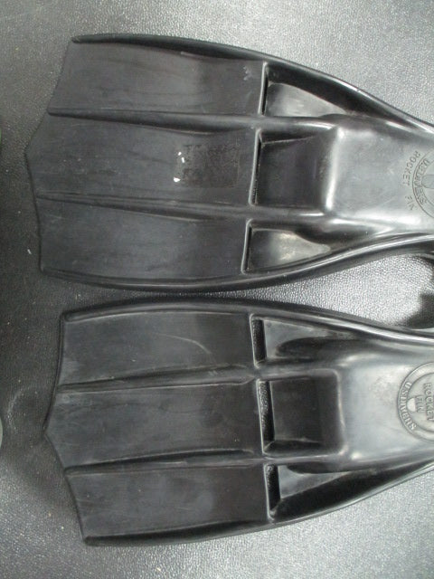 Used U.S. Divers Aqua-Lung Size OSFM Rocket Fins