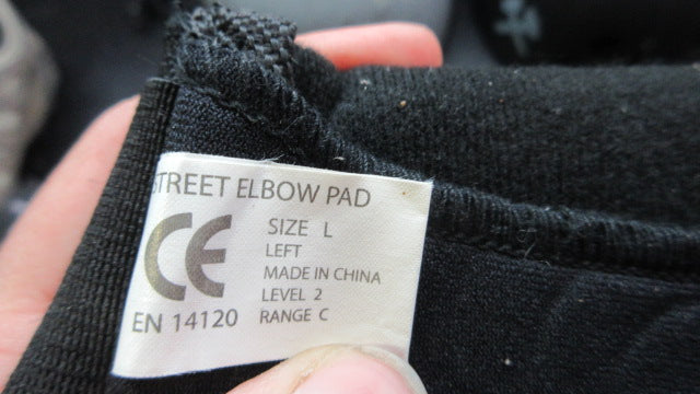 Load image into Gallery viewer, Used Pro Tec Skating Elbow Pads - Adult Large
