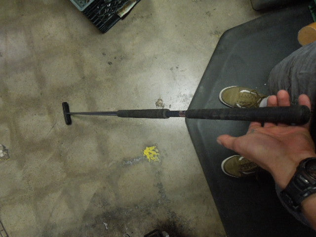 Load image into Gallery viewer, Vintage Slotline Model 9815 Center Shaft Broomstick Right Hand 47" Putter
