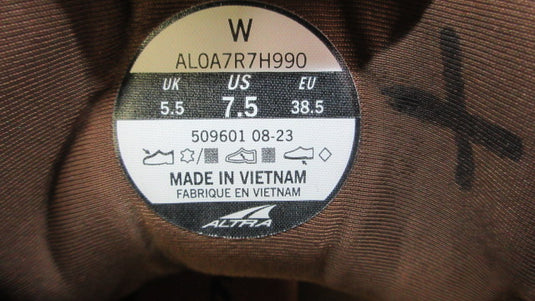 Used Altra Lone Peak Hiker Women's Shoes - Size 7.5