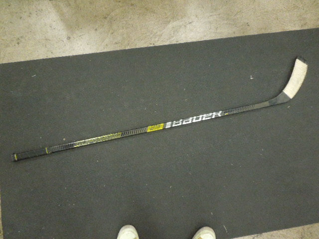 Load image into Gallery viewer, Used Bauer Supreme S2 Pro Right Hand Hocket Stick 40 Flex
