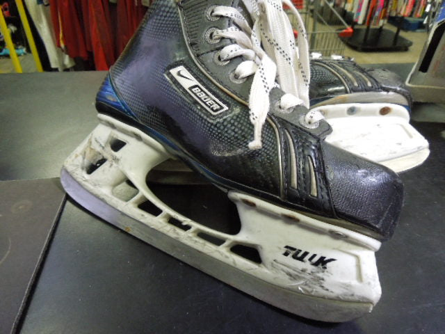 Load image into Gallery viewer, Used Bauer Nike Supreme One35 LS Pro Hockey Skates Size 5
