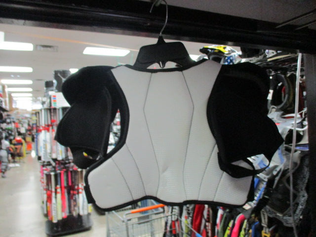 Load image into Gallery viewer, Used CCM LTP Hockey Chest Protector Junior Small
