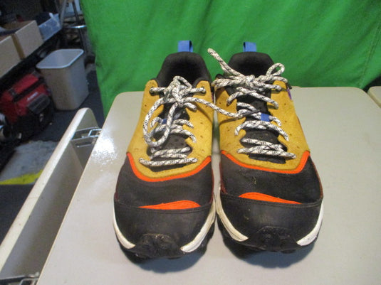 Shoes/Footwear