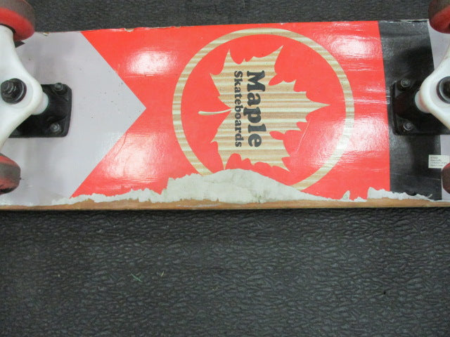 Load image into Gallery viewer, Used Maple 31&quot; Skateboard

