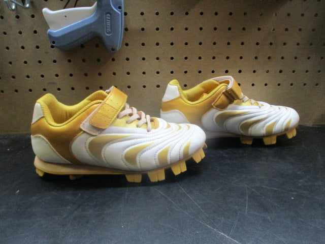 Load image into Gallery viewer, Used CAMVAVSR Kids Baseball/Softball Molded Cleats - Size 5
