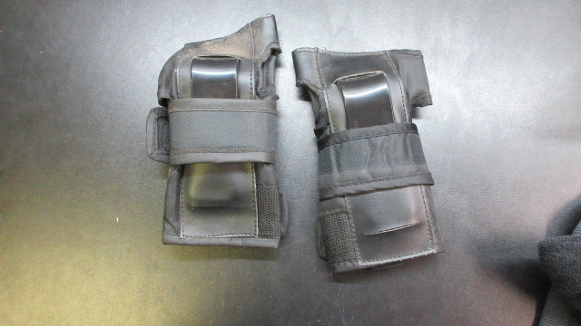 Load image into Gallery viewer, Used Rollerblade Wrist Guards Youth - Black
