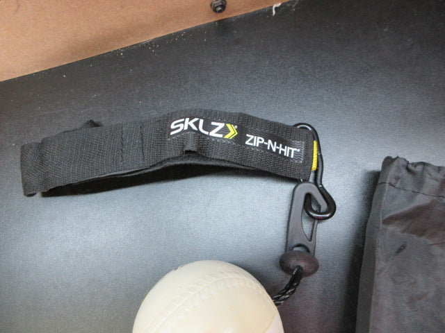 Load image into Gallery viewer, Used SKLZ Zip-N-Hit Pro Control
