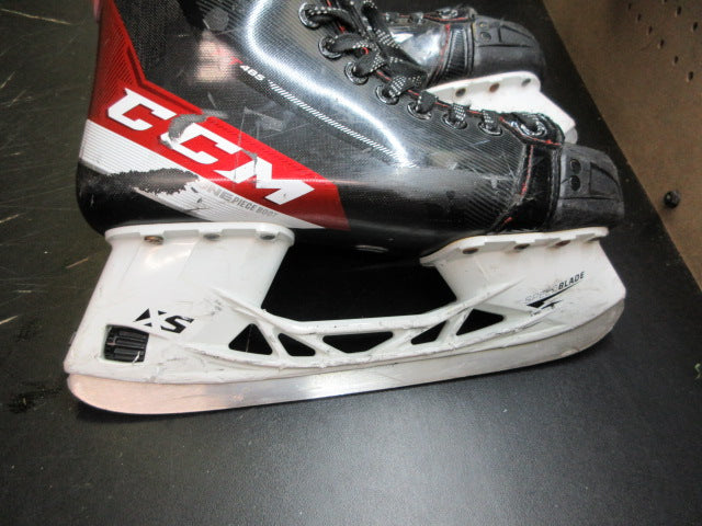 Load image into Gallery viewer, Used CCM Jetspeed FT485 Junior Hockey Skates - Size 7
