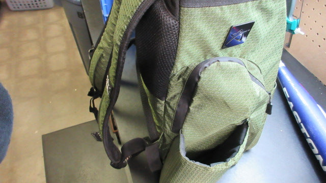 Load image into Gallery viewer, Used Prodigy BP-2 V2 Disc Golf Backpack
