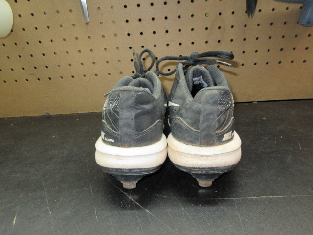 Load image into Gallery viewer, Used Nike Alpha Huarache Varsity 4 Low Metal Baseball Cleats - Size 7
