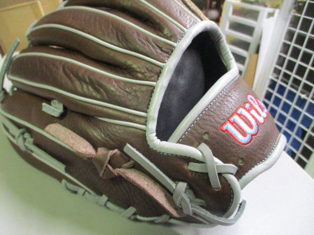 Load image into Gallery viewer, New 2024 Wilson A1000 11.75&quot; 1787 24  Leather Glove - RHT

