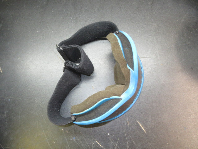 Load image into Gallery viewer, Used Vintage Smith PMT Airflow Ski/Snowboard Goggles *Ripped Top*
